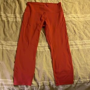 Lululemon women’s Wunder Train High-Rise Crop 23" - size 10